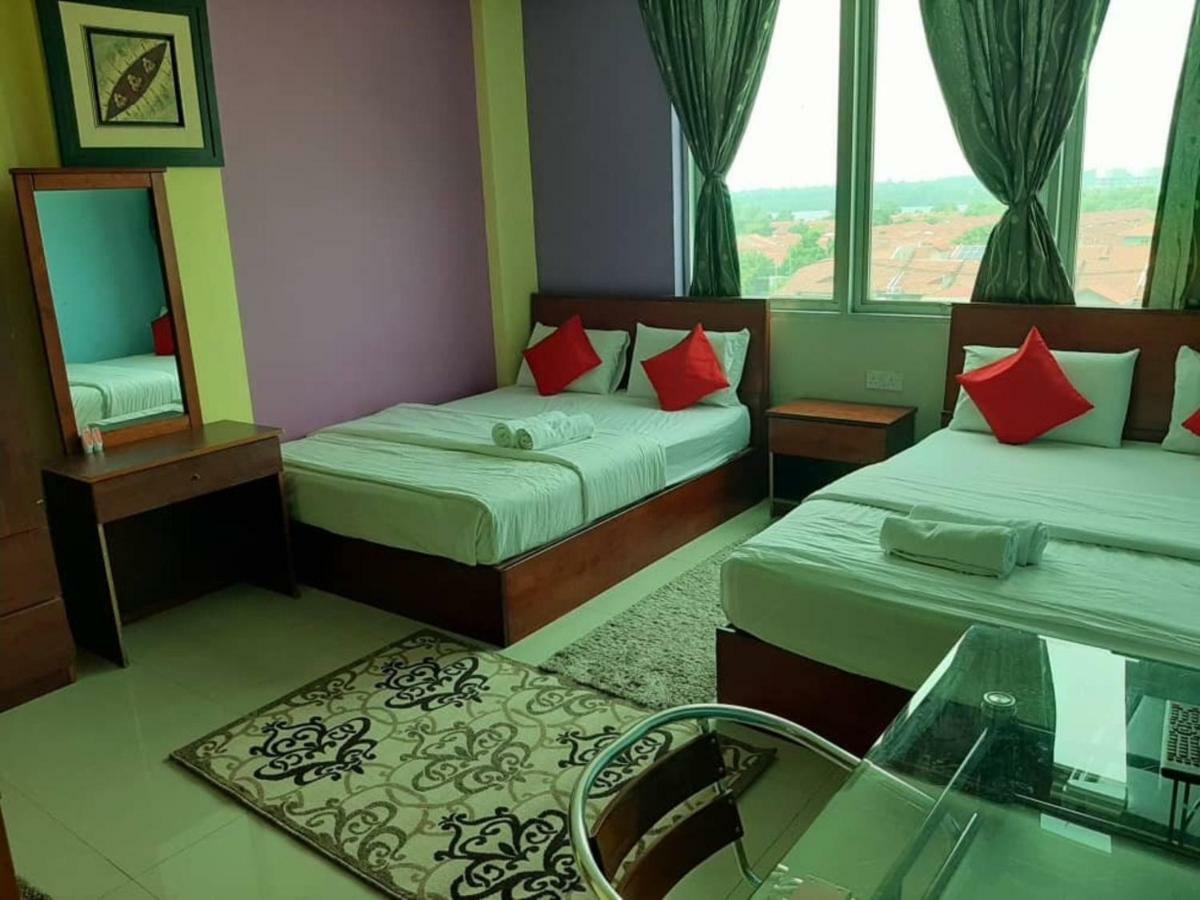 Saujana City Hotel Bandar Saujana Putra Exteriör bild