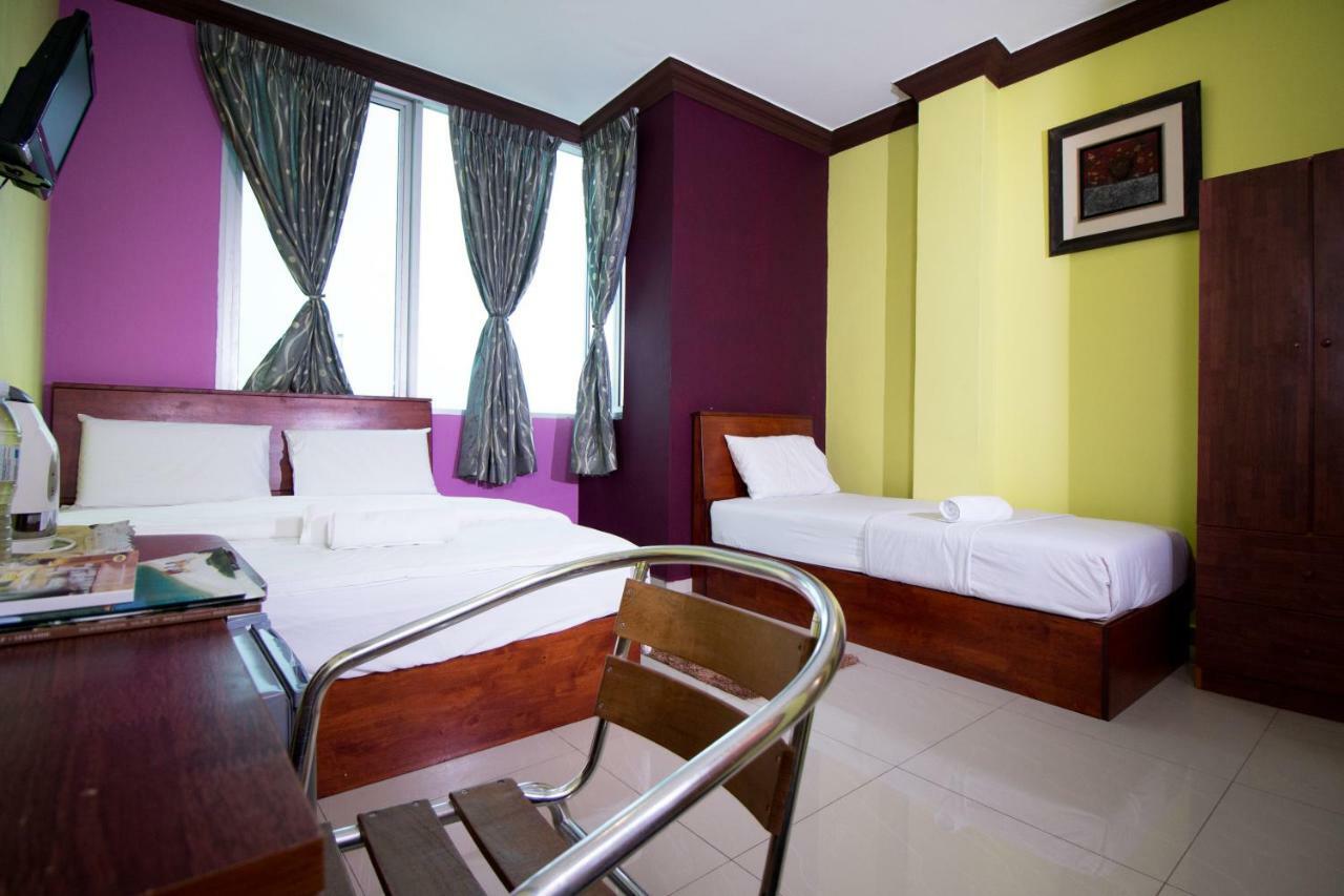Saujana City Hotel Bandar Saujana Putra Exteriör bild